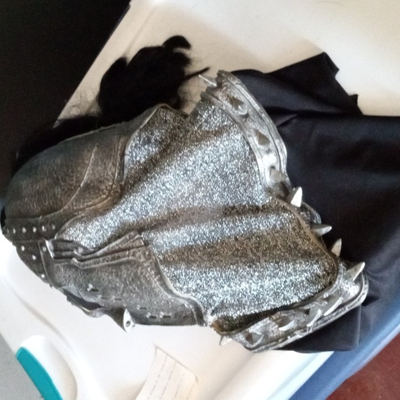 Medieval Halloween Mask - Picture 2 of 4